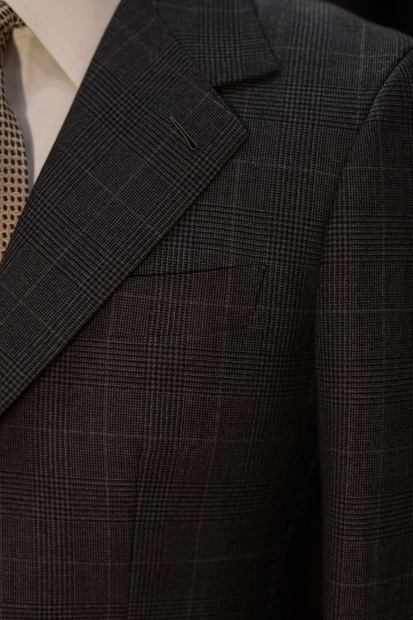 tingeniator-drape-dark-grey-pow-suit