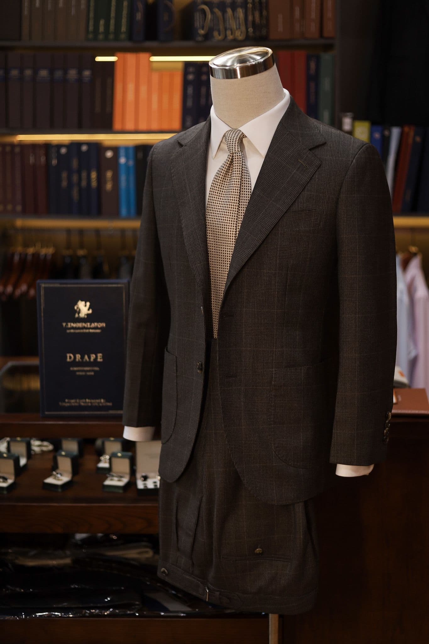 Tingeniator Drape Brown POW Suit