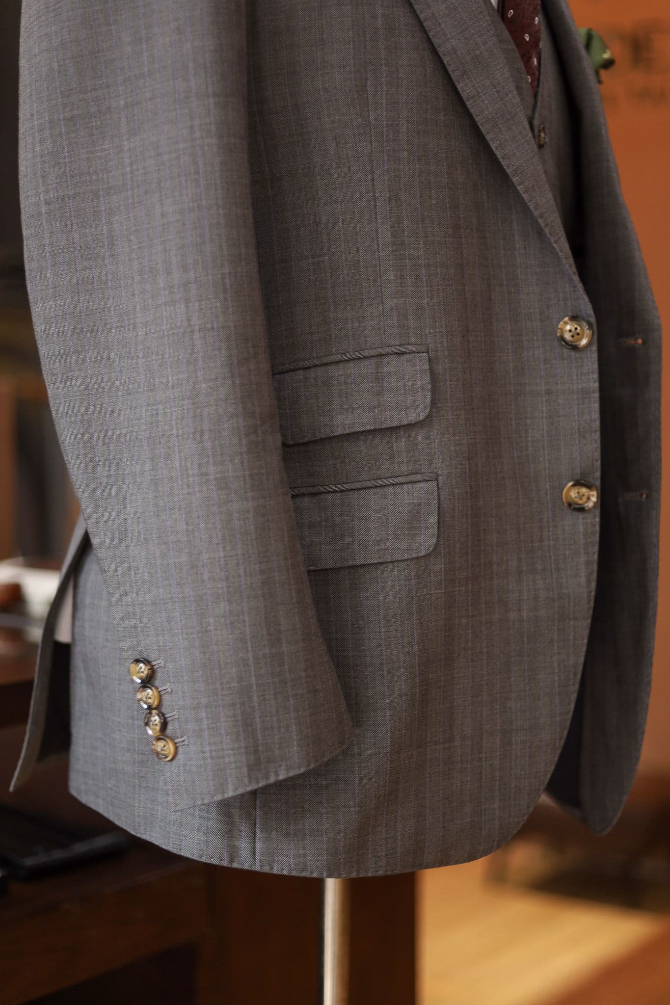 drago-herringbone-grey-three-pieces-suit