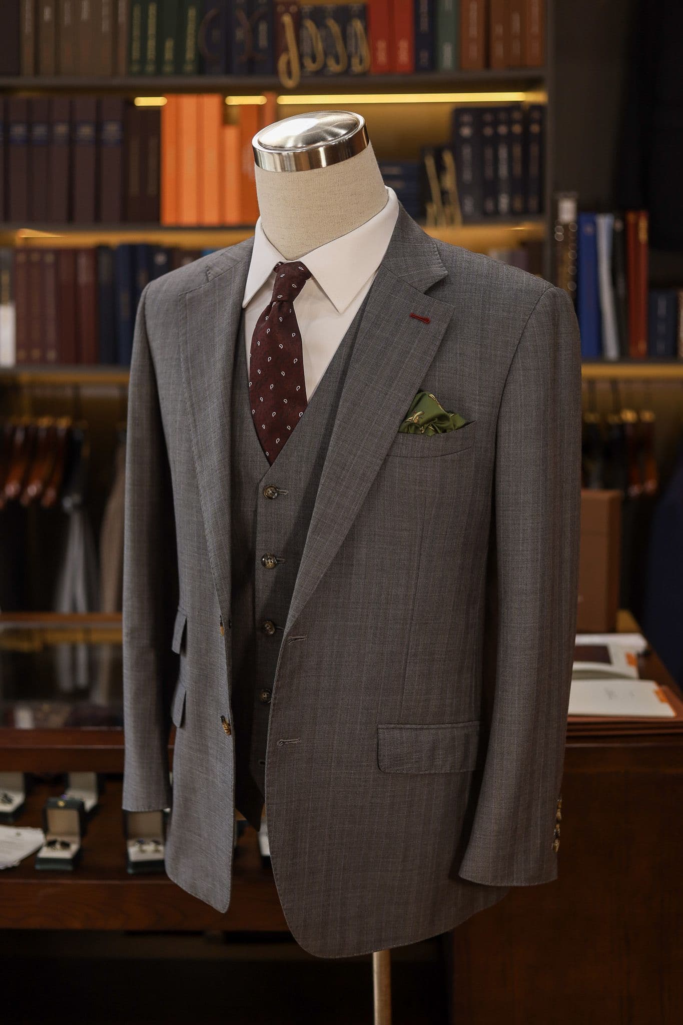 Drago Herringbone Grey Three Pieces Suit